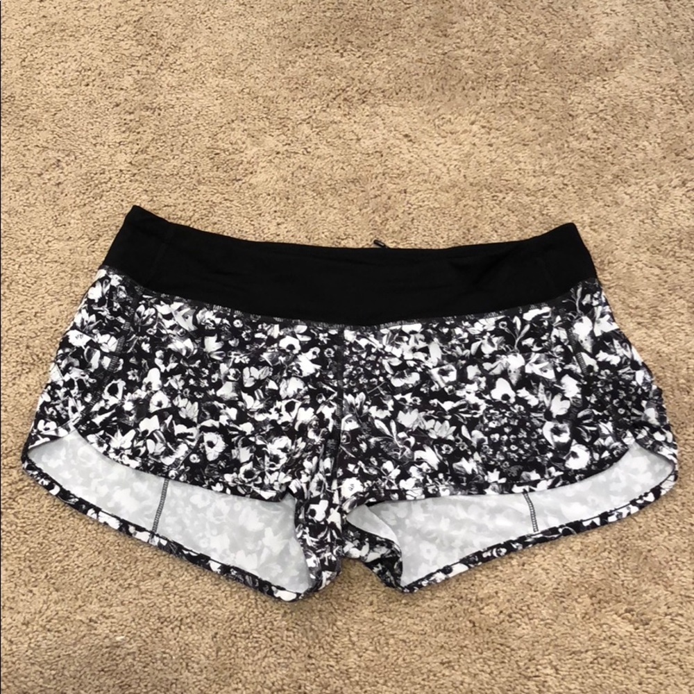 Lululemon Speed Short. 4 way stretch, 2.5in